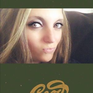 Meet your Posher, Kristin